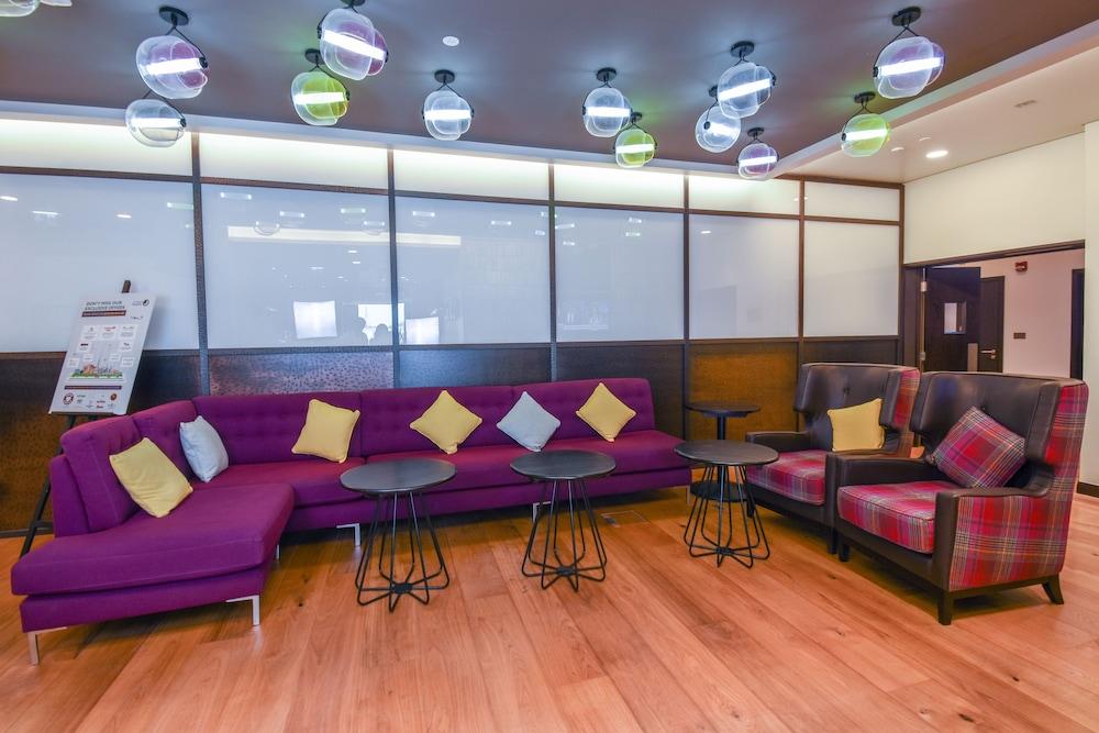 Premier Inn Dubai Al Jaddaf Exterior foto