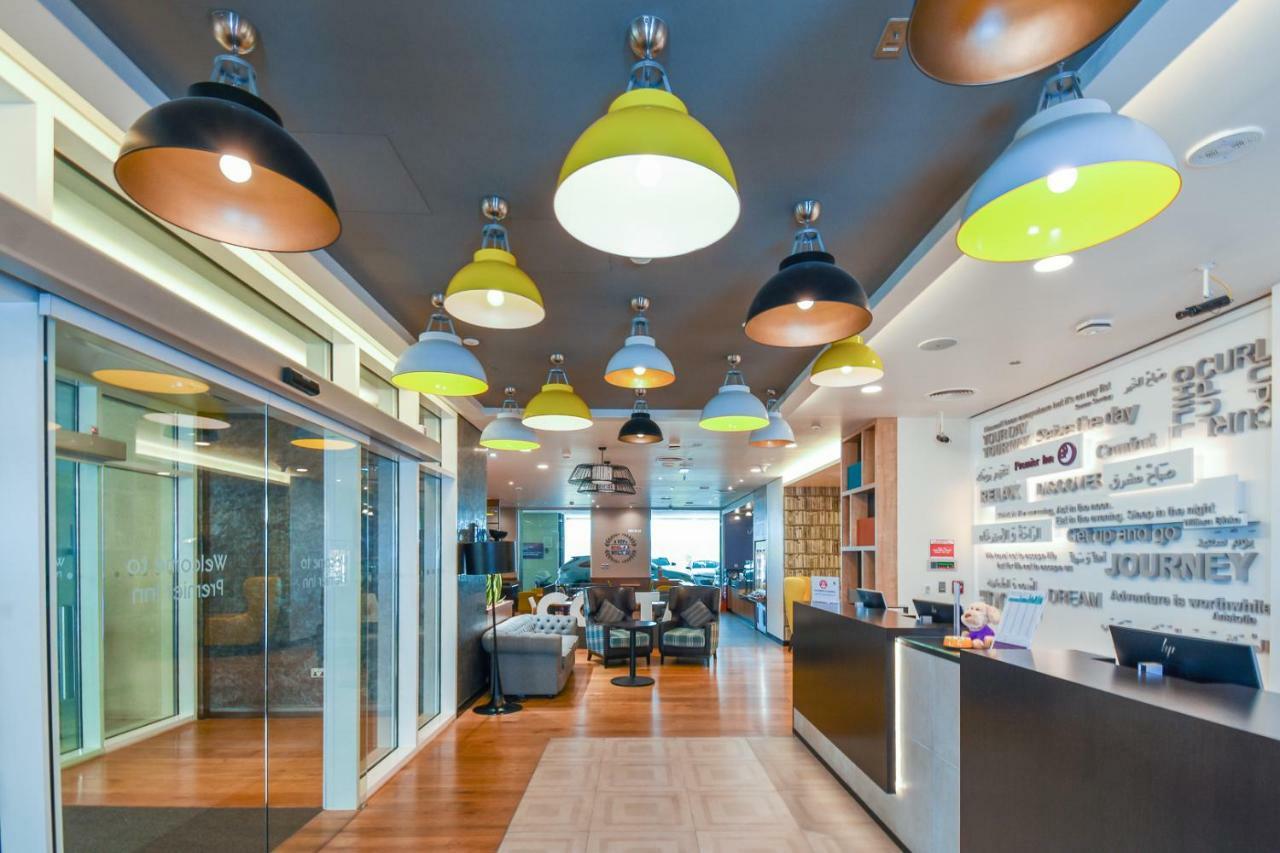 Premier Inn Dubai Al Jaddaf Exterior foto